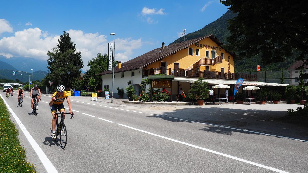Albergo Alla Stazione Roncegno Exterior foto