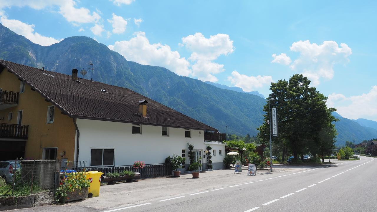 Albergo Alla Stazione Roncegno Exterior foto
